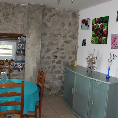 Fraises Des Bois Holiday home Saint-Priest (Ardeche)